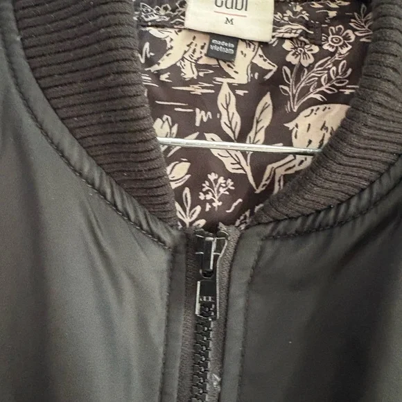 CAbi Charmisa Black Cream Sherpa Jacket Medium EUC #4782 - Picture 3 of 4